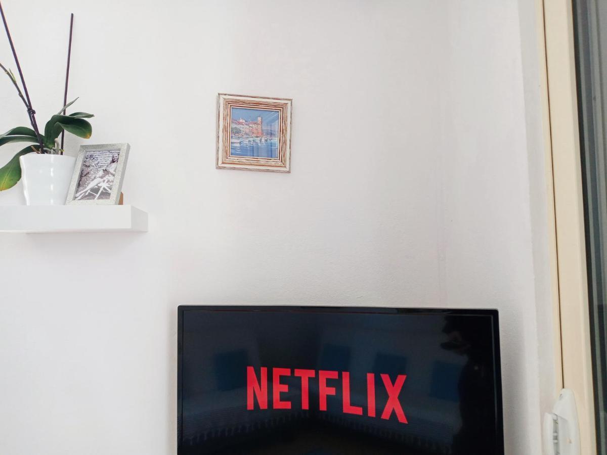 Kristi Apartment 2 Min To Sea Netflix & Espresso Station Saranda Extérieur photo